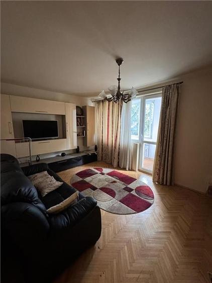 Apartament 3 camere Semicentral Etaj Intermediar 65 mp Mobilat Utilat - 1