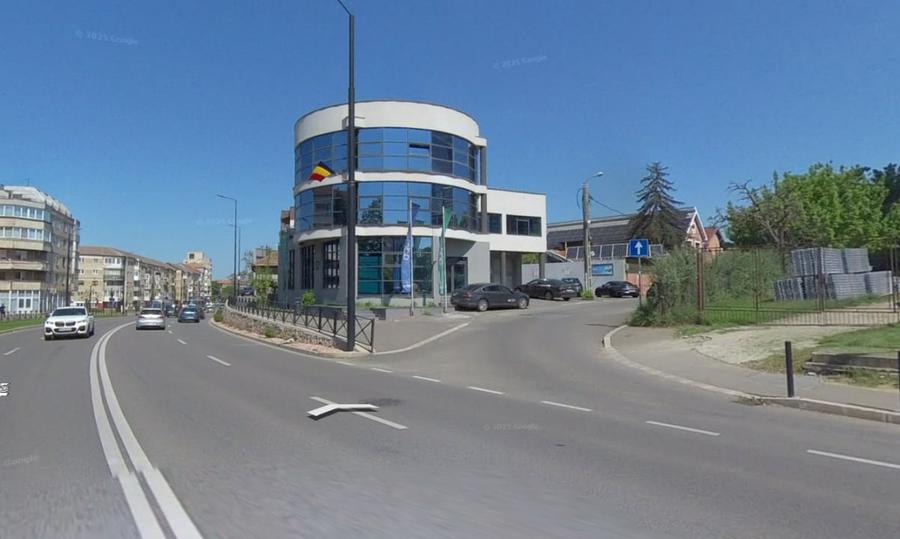 Spatiu comercial premium cu garaj de inchiriat pe str. Nufarului - 1