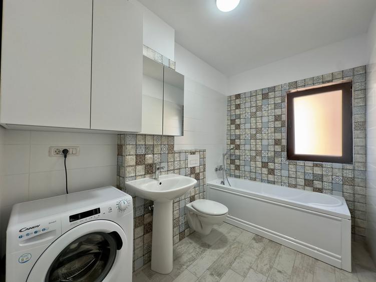 Garsoniera de vanzare la intrare in Sanpetru si /sau pe str Universului - 7