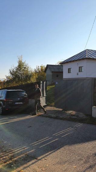 Casa la munte cu priveliste directa spre Muntii Capatanii - 2