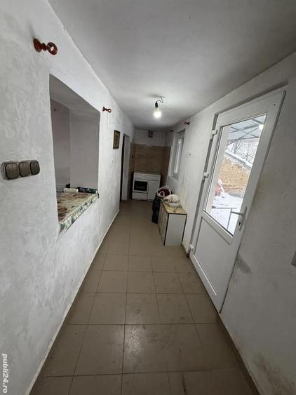 Casa cu gradina mare + loc pt. a 2-a casa, front 18 20 m, la 12 km Beiu? 59 km Oradea - 2
