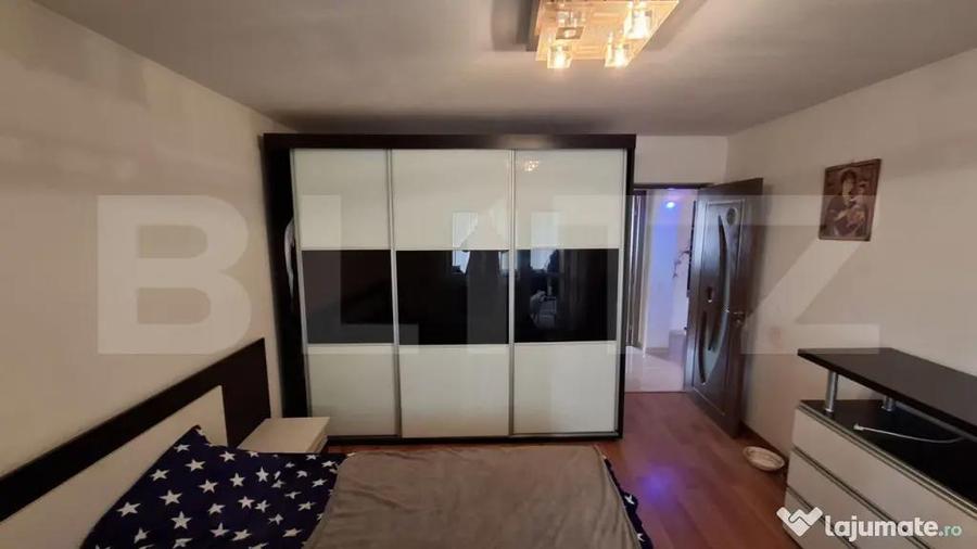 Apartament 3 camere decomandat, etaj 4, balcon, izolat M - 5