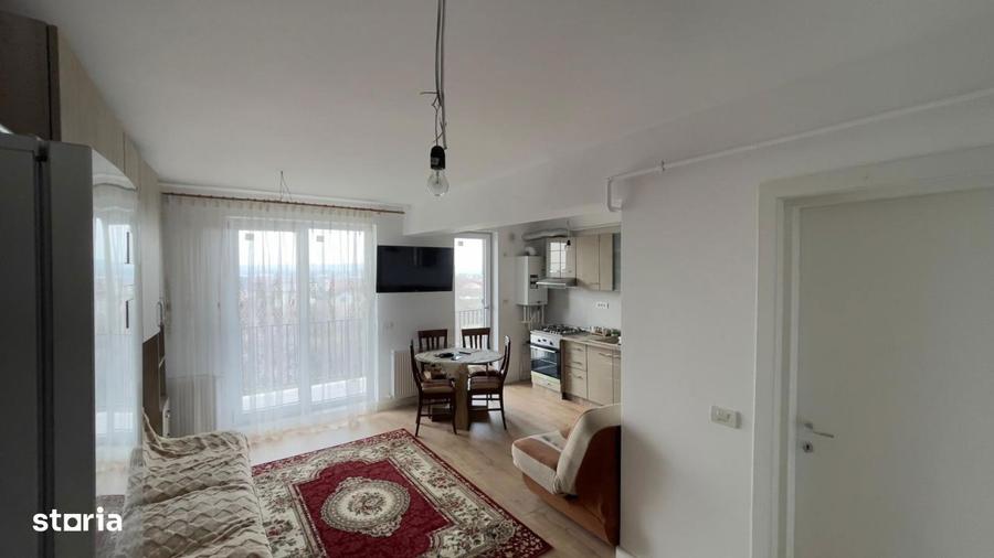 Apartament 2 Camere - Transformat In 2 Locuinte Independente - 9