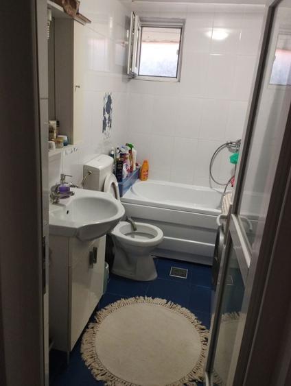 Vand apartament 2 camere - 8