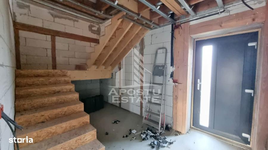 Casa individuala la rosu cu teren generos, Seceani - 6