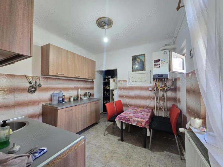 Inchiriere Garsoniera in zona Parcul Carol Cutitul de Argint - 10