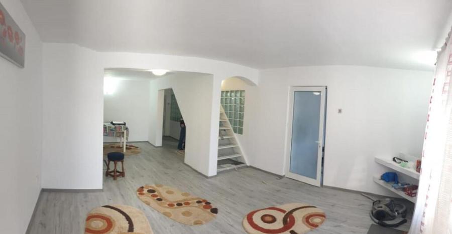 Vila Cocheta P M 119 mp construiti caramida Pta. Saraca- Is - 2