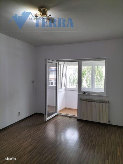 Garsoniera spatioasa si luminoasa de inchiriat - Mioveni. - 5