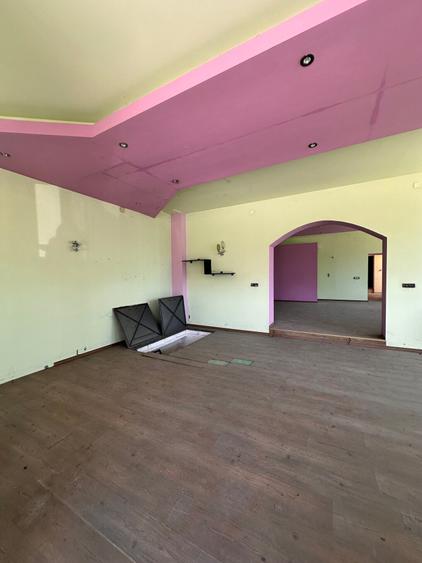 spatiu comercial - COMARNIC - 20