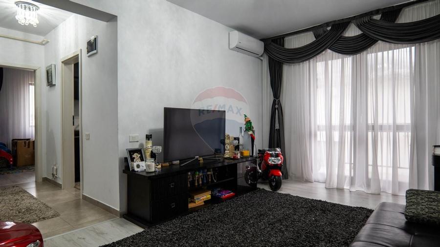 Vanzare apartament 2 camere, decomandat, etaj 1- Fundeni/Dobroesti - 1