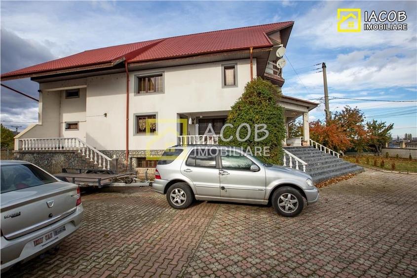 Casa S+P+1+M in localitatea Savinesti, jud. Neamt - 3