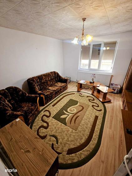 De inchiriat garsoniera cf.1, etaj 2 - 2