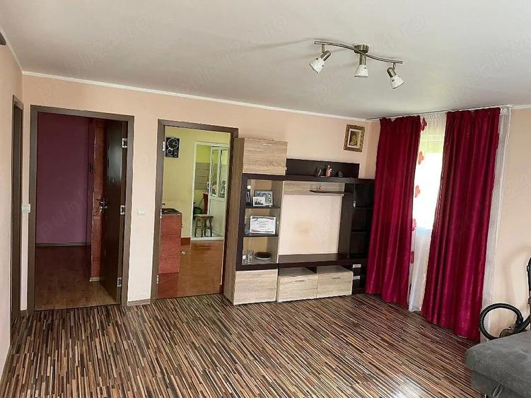 Persoana fizica vand Casa 3 camere si teren 2000 mp com. Schitu Duca - 7