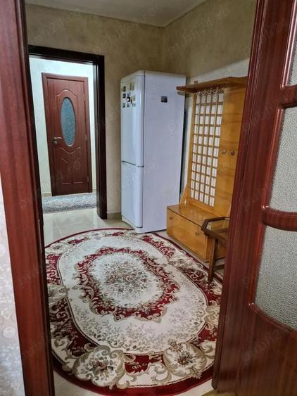 AP. 3 CAMERE PANDURI, BUCATARIE INCHISA, MOBILAT CLASIC, METROU 5 MIN - 5