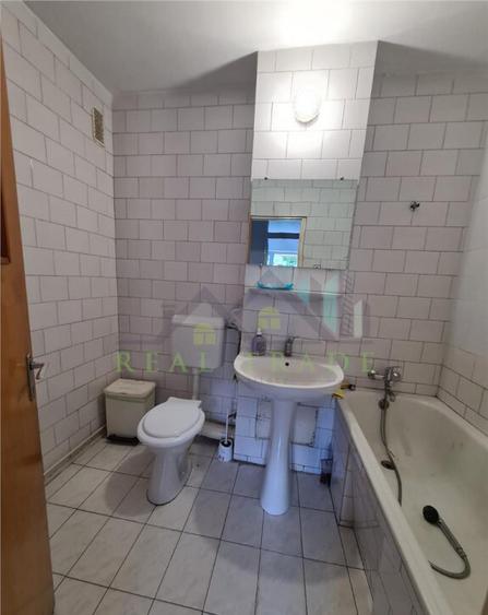 Spatiu 2 camere Centrul Civic- Toamnei - 6