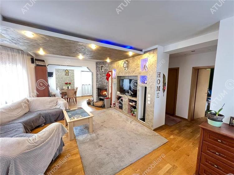 Casa individuala 8 camere 2 garaje 500 mp teren zona Selimbar - 3