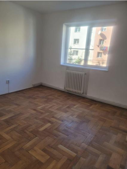 Apartament de vanzare - 8