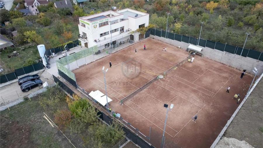Baza de tenis si constructie moderna - 1