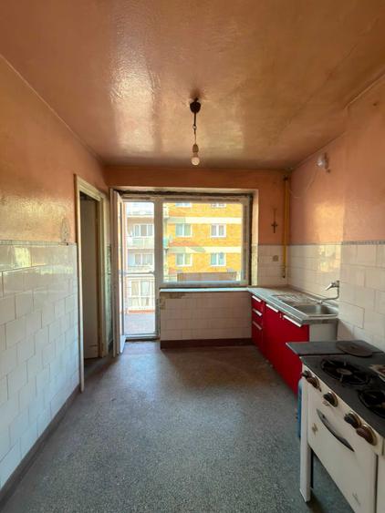 Apartament cu 2 camere decomandat în Ultracentral