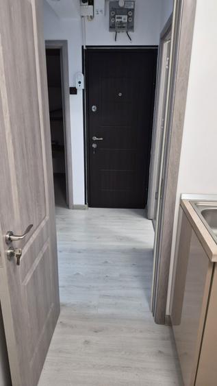 Inchiriez apartament doua camere cf 1 - 6