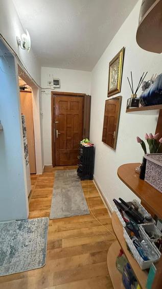 Garsoniera mobilata + electrocasnice + AC | Etaj 1 | Zona Scoala Nr. 1 Urziceni - 5