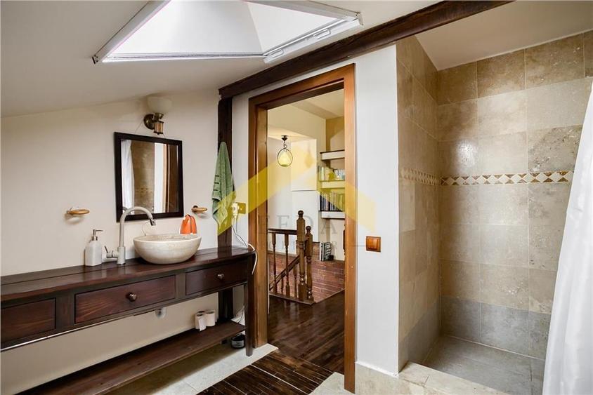 Casa de vanzare in centrul orasului Oradea - 5