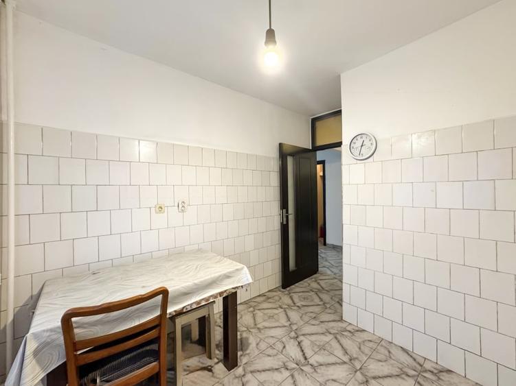 Un 3 camere corect. Si extrem de interesant! - 11