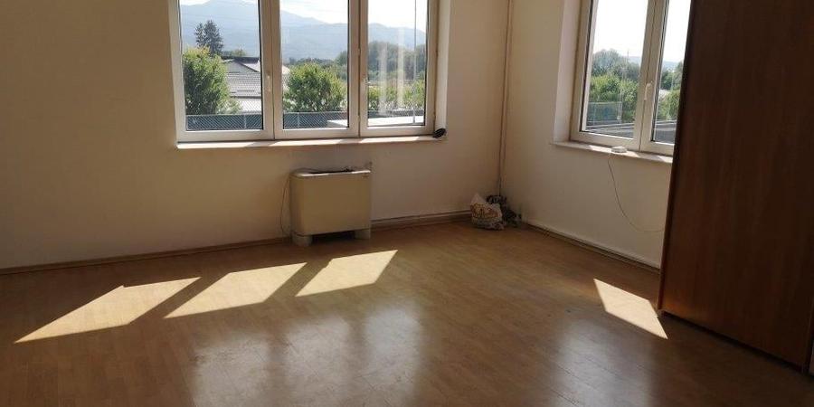 Hala  Brasov Zona Bartolomeu - 10