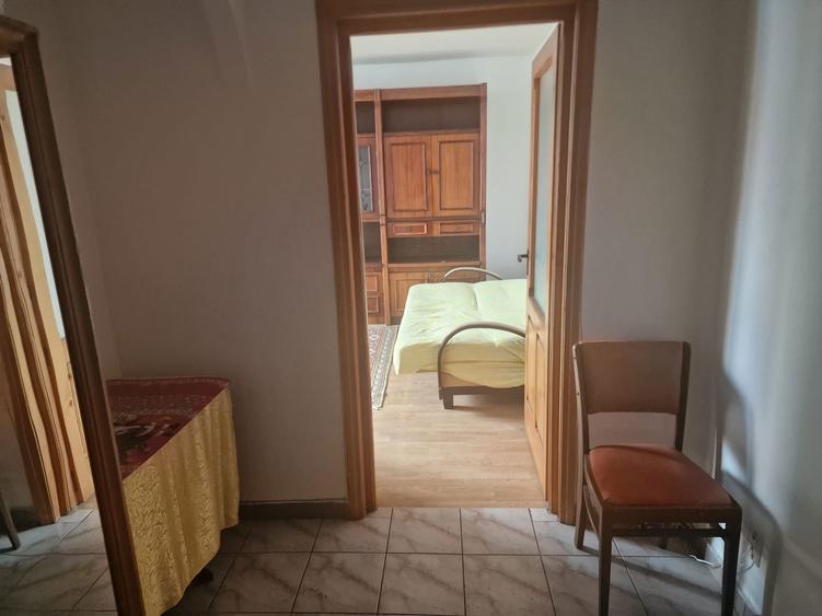 Ap 3 Cam Maratei str Progresului 70mp etaj 1 decomandat centrala - 2