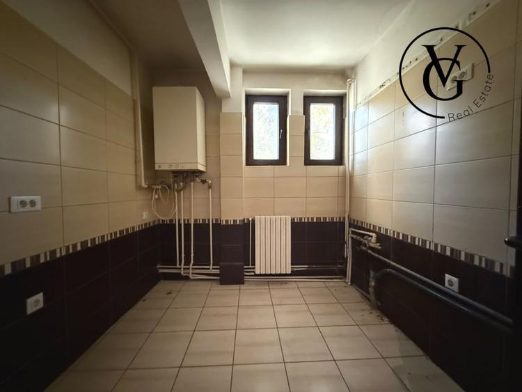 Apartament cu 3 camere decomandat în Ultracentral