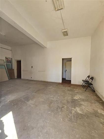 SPATIU COMERCIAL DE INCHIRIAT IN ONESTI - 9