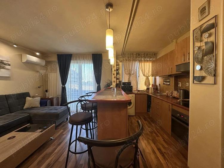 Agentia imobiliara VIGAFON vinde apartament 3 camere Ultracentral - 2