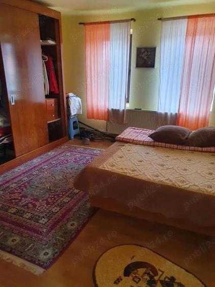 Casa si teren de vanzare - 8