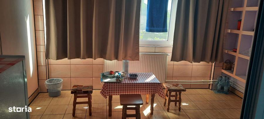 Vand Vila Mangalia pretabila de locuit sau pensiune, clinica - 6