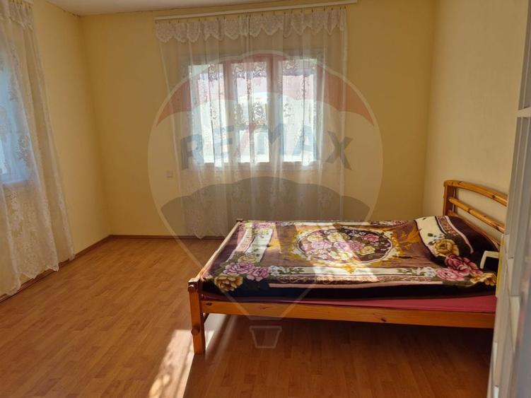 Casa / Vila cu 6 camere de vanzare - 7