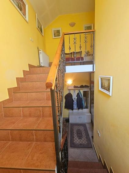 VILĂ ELEGANTĂ CU PRIVELIȘTE DEOSEBITĂ – VALENII DE MUNTE - 39