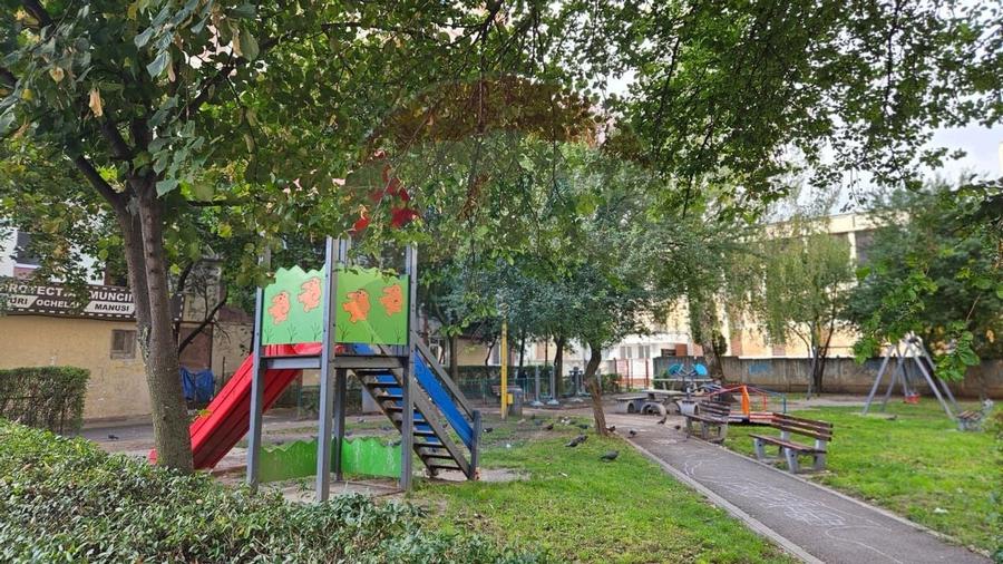 GARSONIERA  decomandata, cu priveliste  - DE VANZARE- BV/  str Traian! - 22