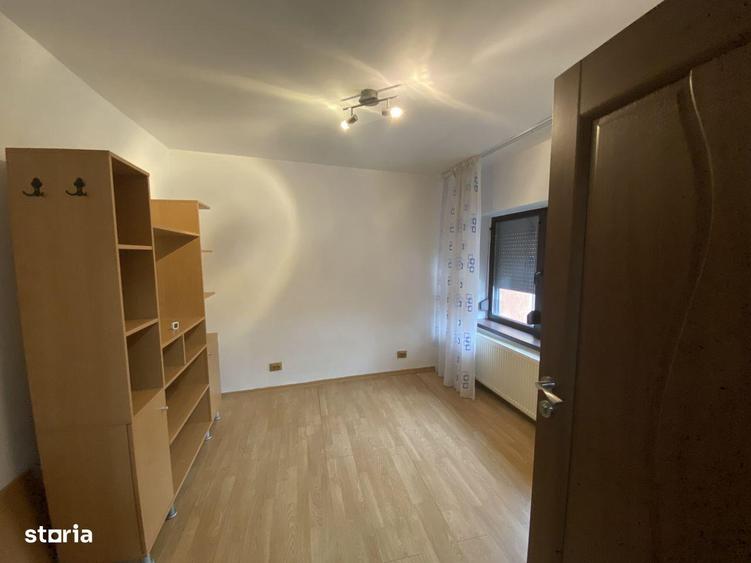 Casa, construita 2004, pre? 122000 neg str Doroban?i - 13