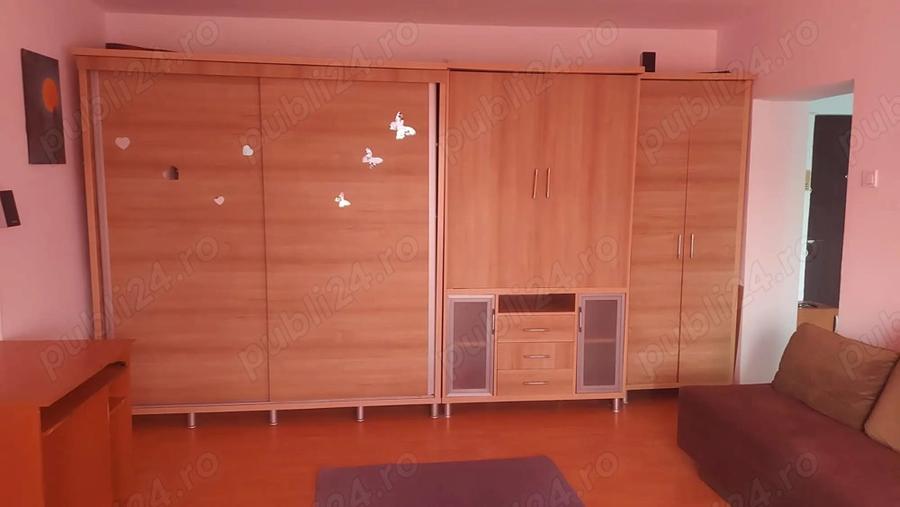 Proprietar inchiriez studiou inel ll supernova - 2