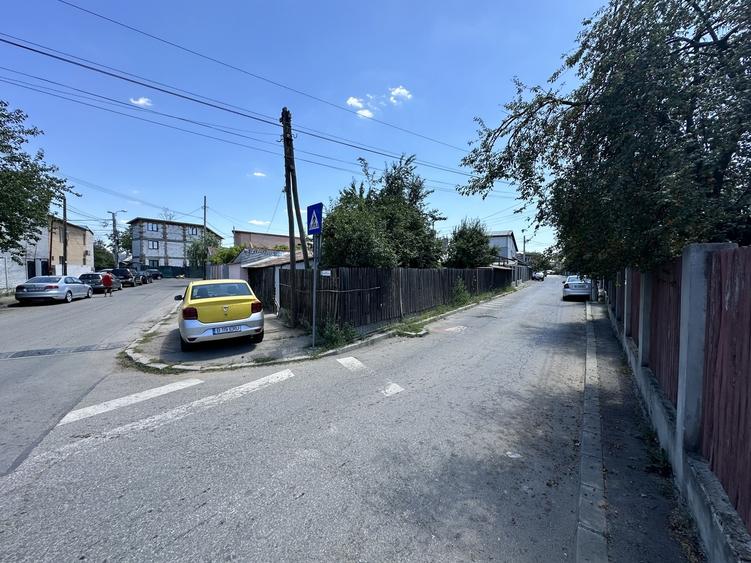 Rahova, Sos Alexandriei, Dr. Luptatorilor Antifascisti, casa batraneasca - 7