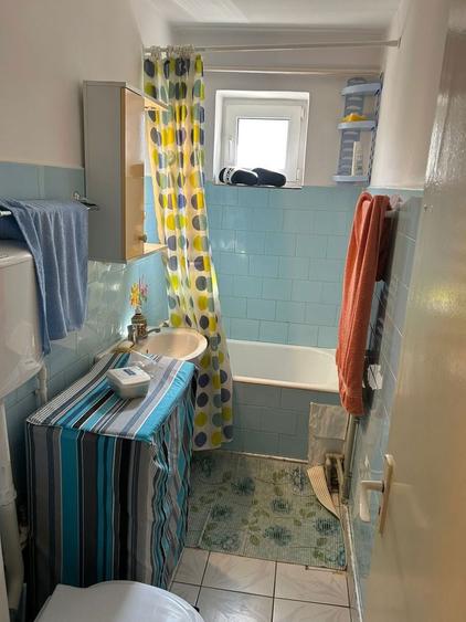 Vand apartament 2 camere, zona Ciresica - 2