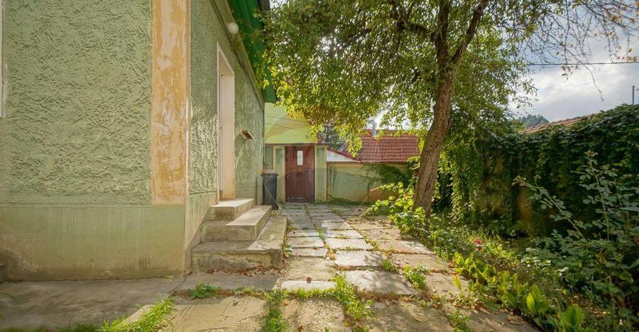 Casa saseasca de renovat, cu teren, ?cheii Bra?ovului - 30