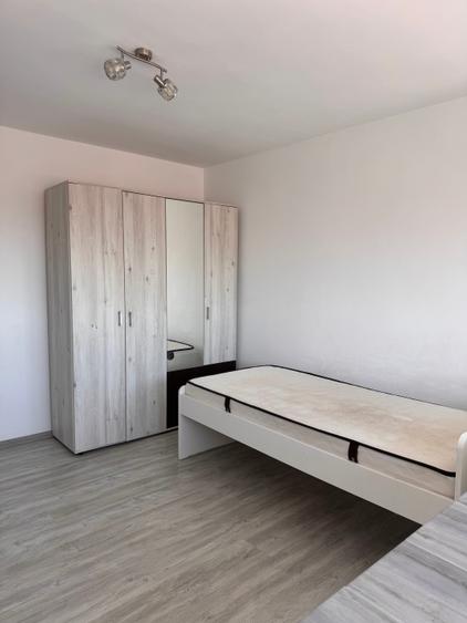 Ap 2 Cam - Decomandat - Et 9 - Lift Nou - Renovat - Izolat - Acces Facil - 5