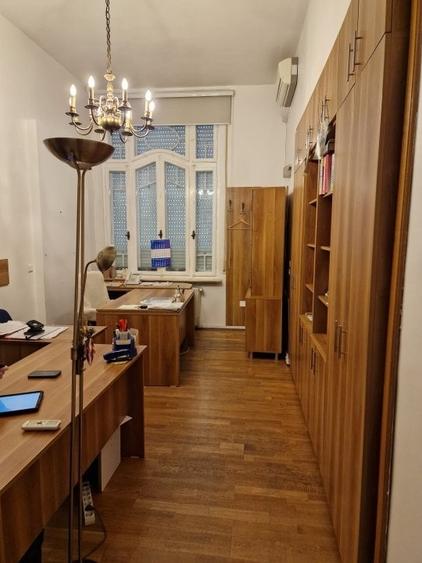 Piata Unirii, Mitropolie, 10 minute metrou, vila deosebita, strada Profesorilor, - 27