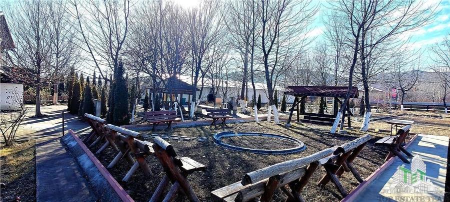 Afacere la cheie cu profit din prima zi, 2 pensiuni 27 camere, salon de evenimen - 12