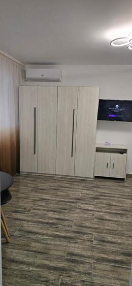 Inchiriez garsoniera zona Scolilor - 2