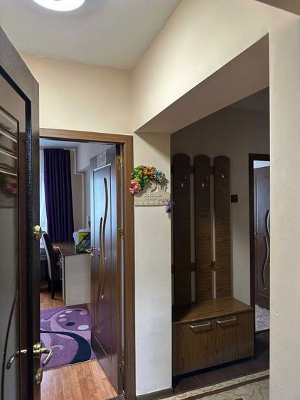 APARTAMENT 3 camere PITESTI-Gavana semidecomandat , mobilat si utilat, etaj III din IV. - 4