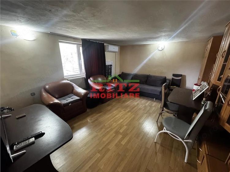 Casă cu 5 camere cu Teren 628 Mp în Orașul de Jos