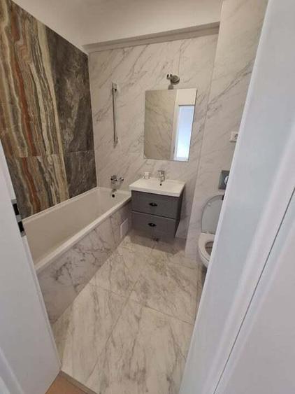 Tomis III , birouri, imobil 2023, LOC DE PARCARE PROPRIU - 2