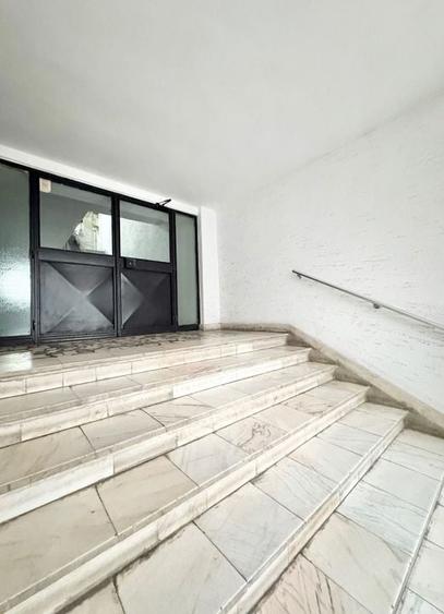 APARTAMENT CU CENTRALA - AFLAT PE BULEVARD APROAPE DE PTA ALBA IULIA - UNIRII - 31